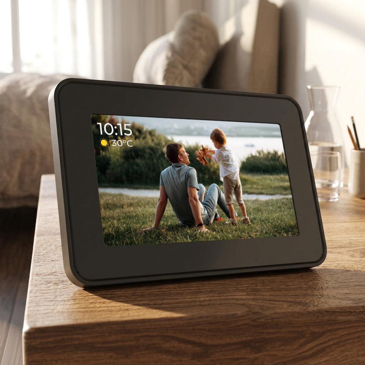 7” Wi-Fi Digital Photo Frame with Remote