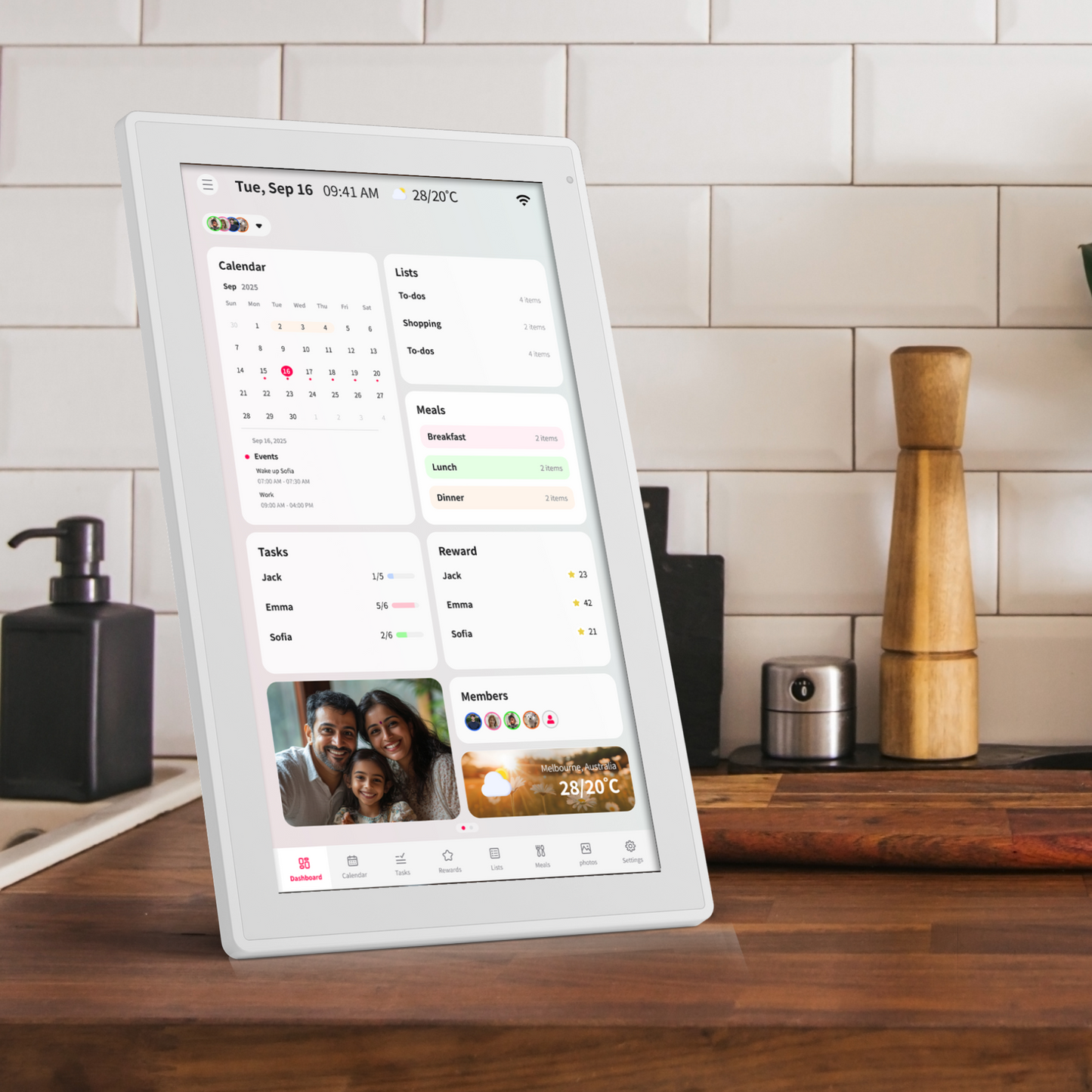 Fotostream 15.6” Digital E Calendar & Photo Frame